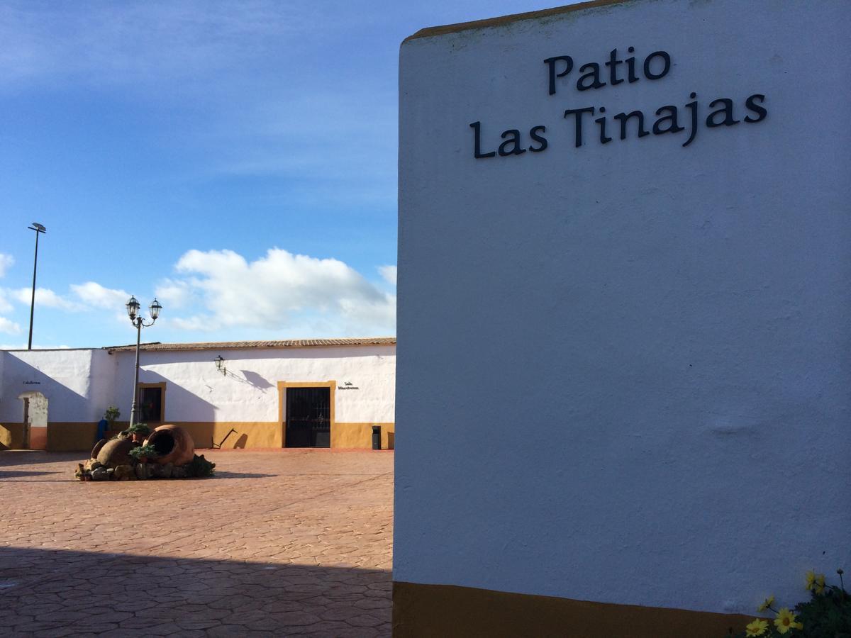 Hotel La Giralda Burguillos Del Cerro Kültér fotó